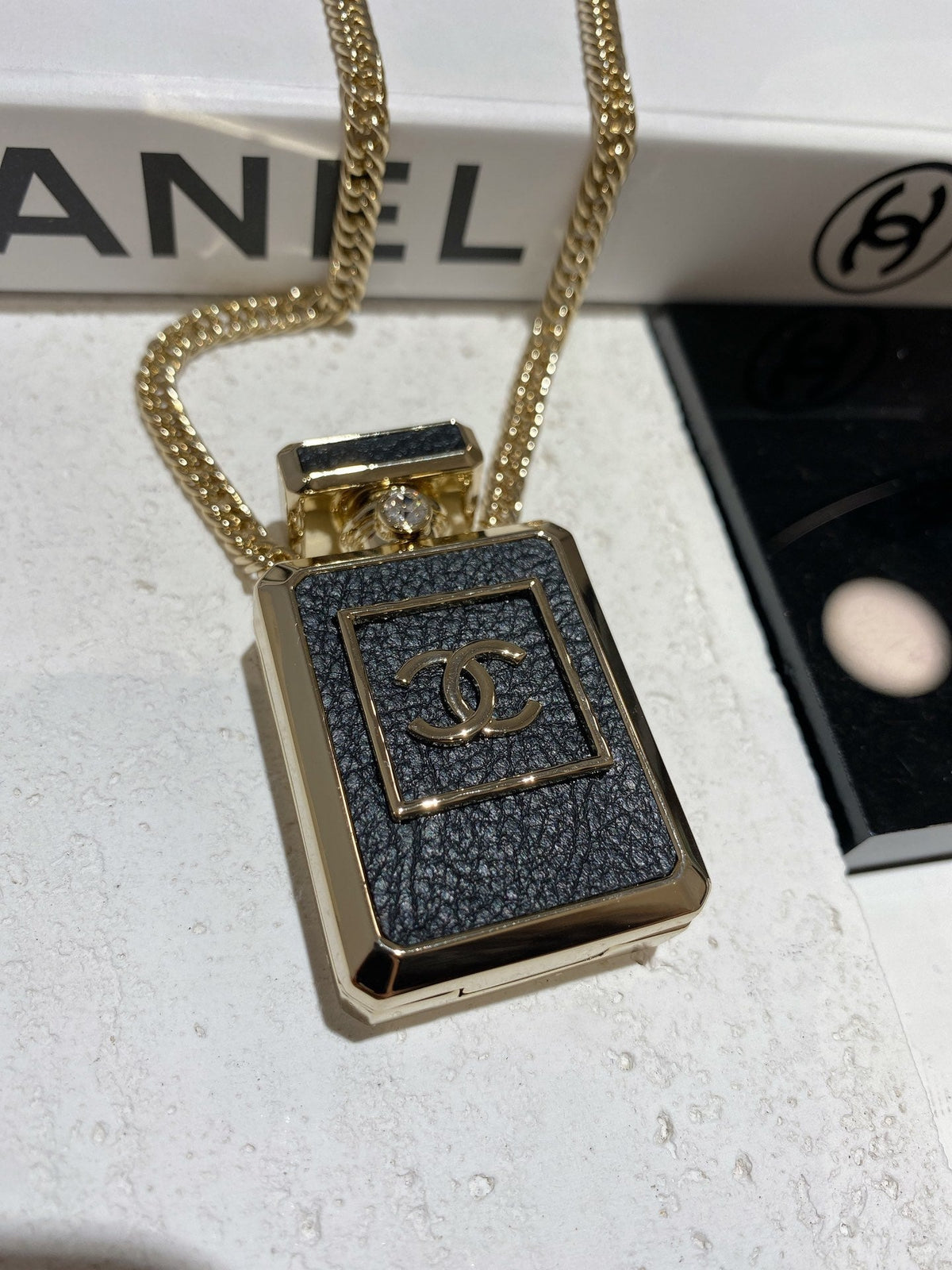 18K Chanel No.5 Perfume Pendant Vintage Necklace