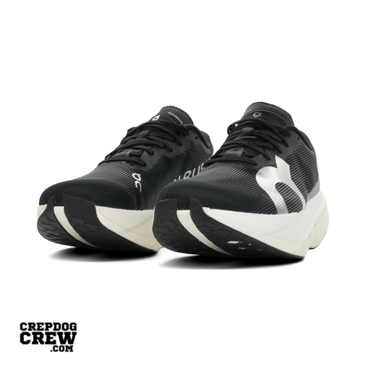 On Running Cloudboom Volt White Black