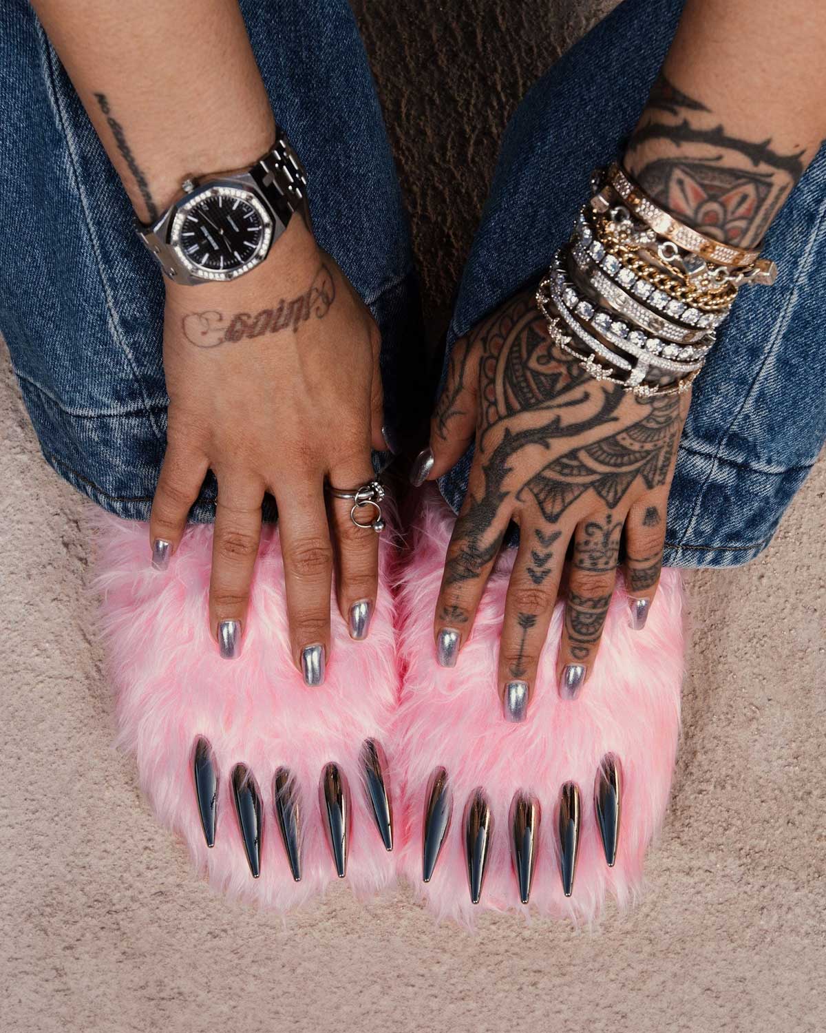 Bravest Studios Bear Claw Mule Pink