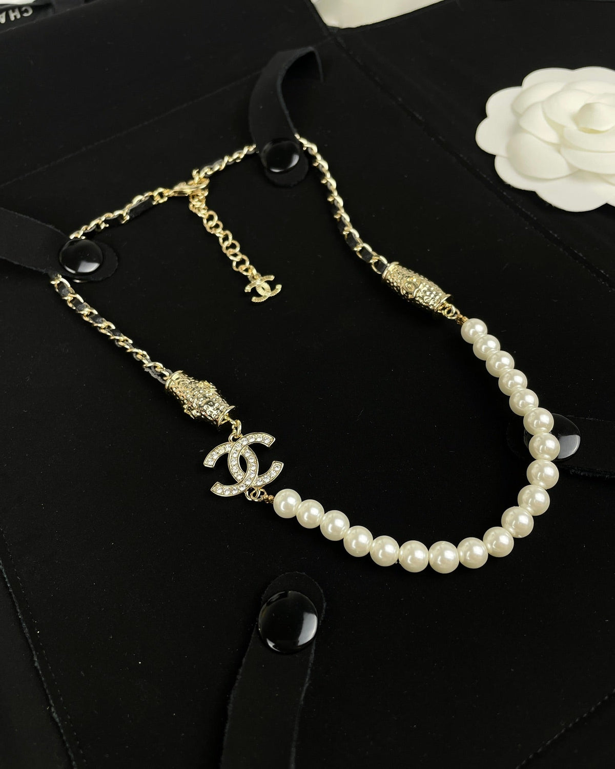 18K  Chanel Crystals Choker Necklace