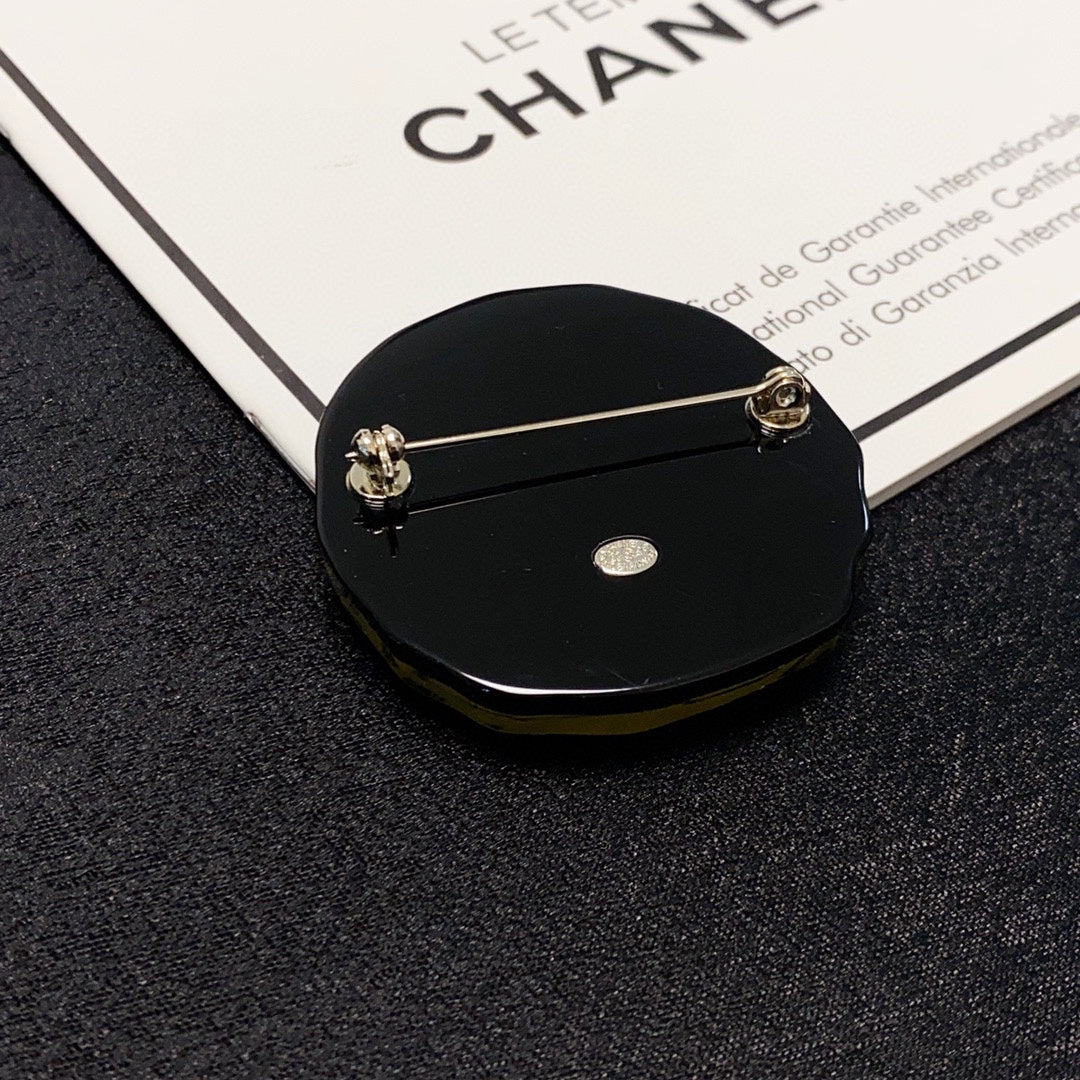 18K  Chanel Color Brooch